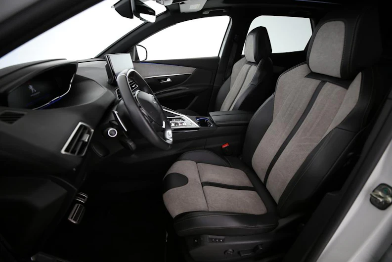 immagine del veicolo PEUGEOT 3008