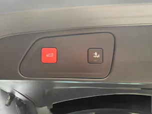 PEUGEOT 3008 1.6 Plug-in Hybrid4 GT