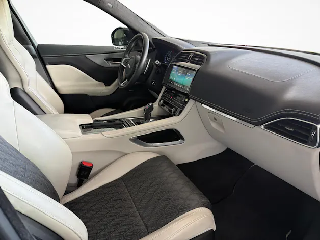 Jaguar F-Pace 5.0 V8 SVR AWD 550PS
