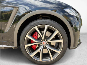 Fahrzeugbild JAGUAR F-Pace 5.0 V8 SVR AWD 550PS