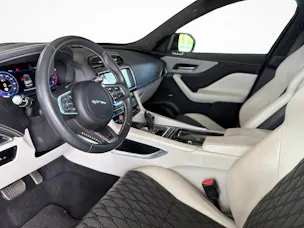Jaguar F-Pace 5.0 V8 SVR AWD 550PS