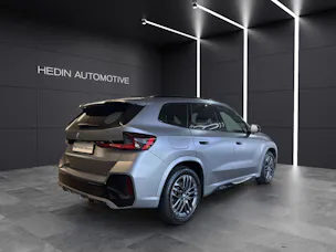BMW X1 30e xDrive paddles