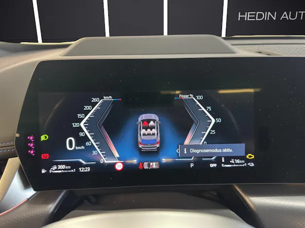 BMW X1 30e xDrive paddles