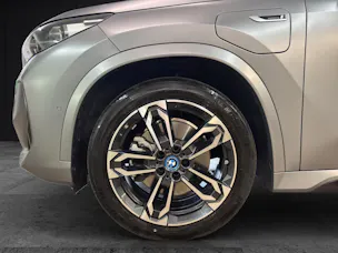 BMW X1 30e xDrive paddles