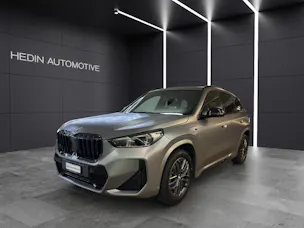 BMW X1 30e xDrive paddles