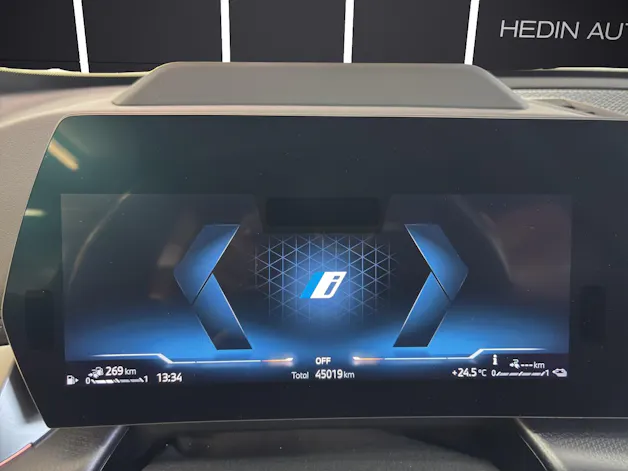 BMW X1 30e xDrive paddles