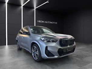 BMW X1 30e xDrive paddles
