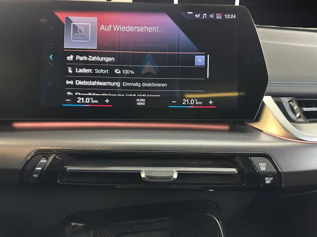 BMW X1 30e xDrive paddles