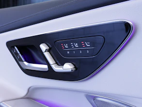 https://vehicle.imgix.net/4341232/82531c55-5e6f-4015-b19d-e66d7854b23c.JPG
