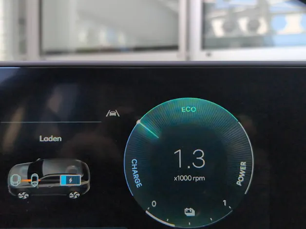 Hyundai KONA 1.6 GDi Hybrid Vertex Swiss Edition