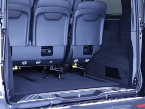 Fahrzeugbild MERCEDES-BENZ V 300 d Swiss Ed. lang 4matic Van