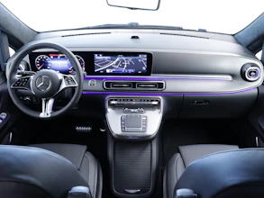 https://vehicle.imgix.net/4341556/747380ef-843e-4541-8555-be5a2b403650.JPG