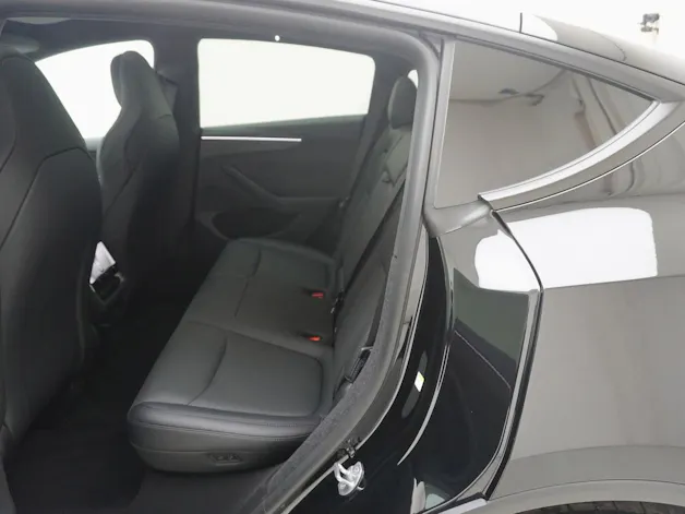 Tesla Model Y Performance AWD
