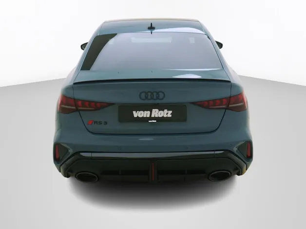 Audi RS3 Limousine 2.5 TFSI quattro S-Tronic