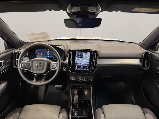 Volvo XC40 2.0 B4 MH Plus Dark