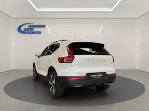 Volvo XC40 2.0 B4 MH Plus Dark
