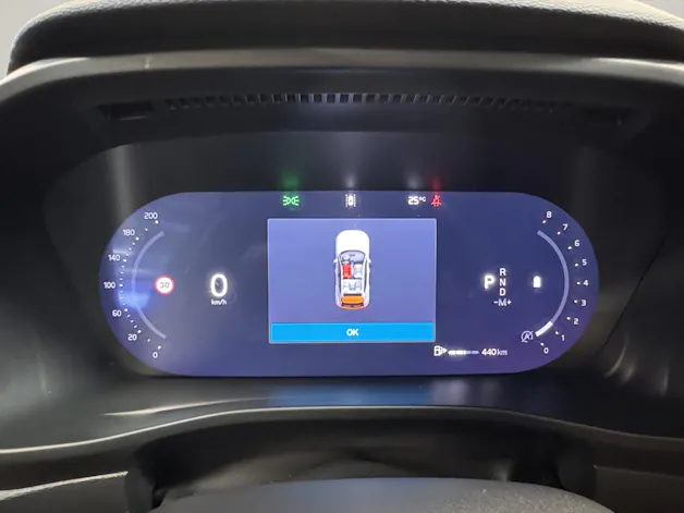 Volvo XC40 2.0 B4 MH Plus Dark