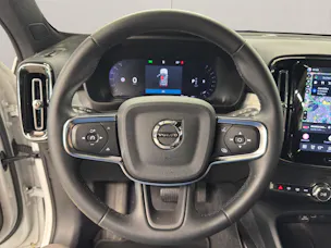 Volvo XC40 2.0 B4 MH Plus Dark