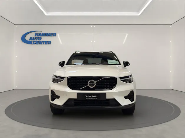 Volvo XC40 2.0 B4 MH Plus Dark