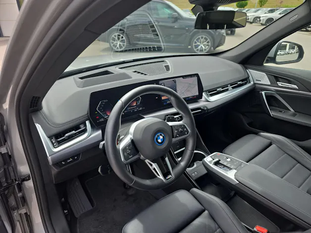 BMW X1 30e M Sport xDrive U11 (CH) AHK 1.8T