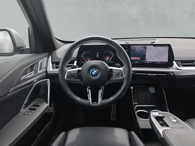 BMW X1 30e M Sport xDrive U11 (CH) AHK 1.8T