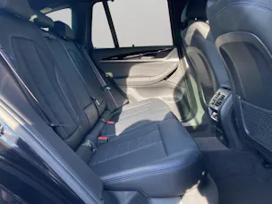 BMW X3 20d xDrive paddles