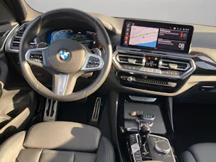 BMW X3 20d xDrive paddles