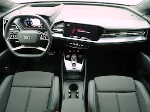 Audi Q4 e-tron 55 S line quattro