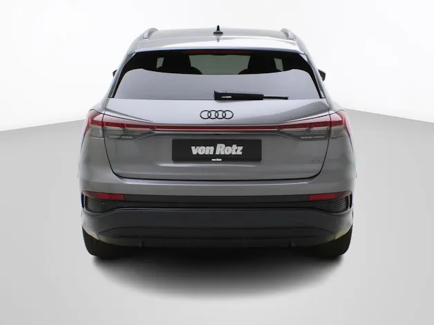 Audi Q4 e-tron 55 S line quattro