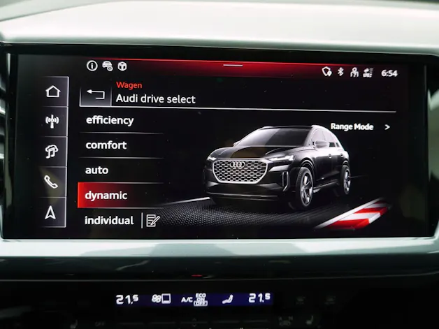Audi Q4 e-tron 55 S line quattro