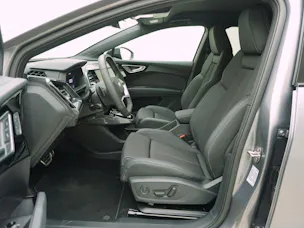 Audi Q4 e-tron 55 S line quattro
