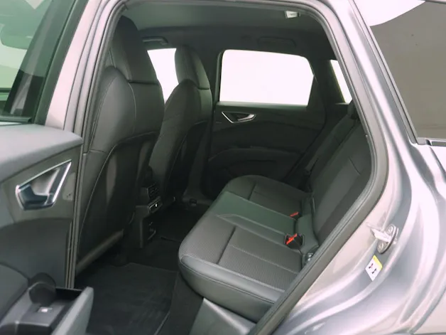 Audi Q4 e-tron 55 S line quattro