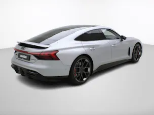 Audi e-tron GT RS quattro performance