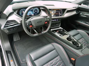 Audi e-tron GT RS quattro performance