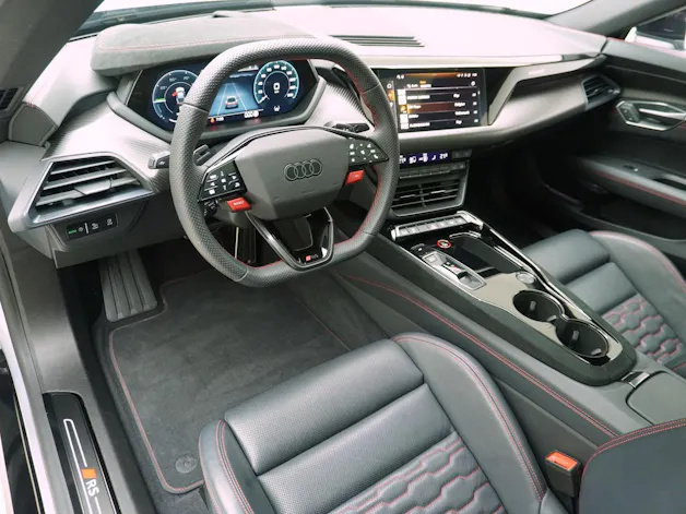 Audi e-tron GT RS quattro performance