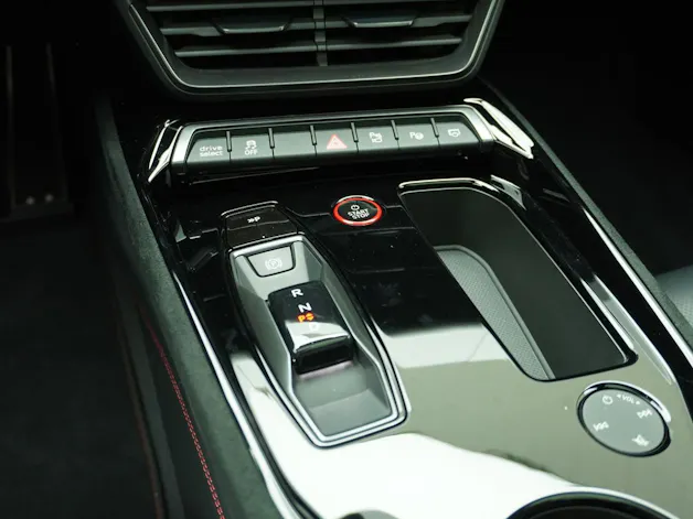 AUDI e-tron GT RS quattro performance