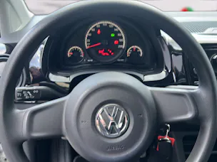 VW Up 1.0 MPI 60 BMT Move ASG