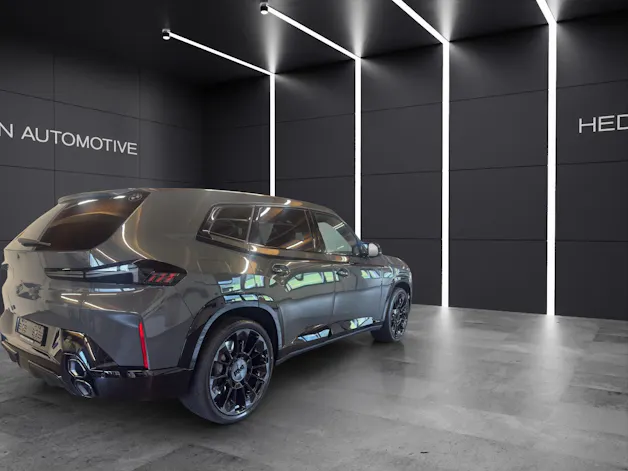 BMW XM 50e Plug-in Hybrid