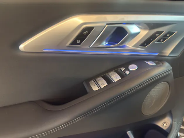 BMW XM 50e Plug-in Hybrid