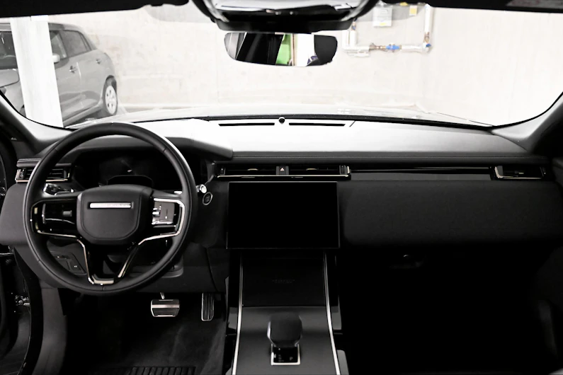 Fahrzeugbild LAND ROVER RANGE ROVER VELAR