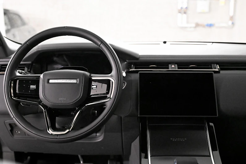 Fahrzeugbild LAND ROVER RANGE ROVER VELAR
