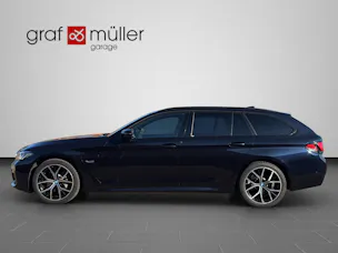 BMW 530e xDrive paddles