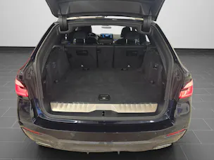 BMW 530e xDrive paddles