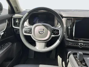 Volvo V90 2.0 B4 Momentum