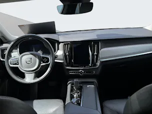 Volvo V90 2.0 B4 Momentum