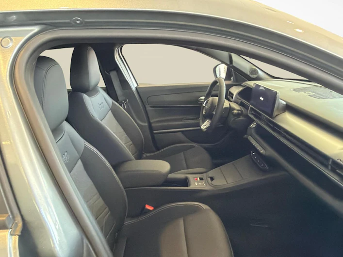 Fahrzeugbild JEEP AVENGER
