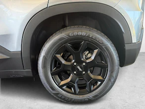 https://vehicle.imgix.net/4341863/41353ef6-40b5-4e60-8780-18bc00217f36.jpg