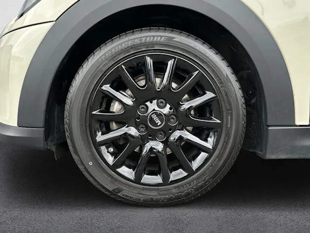 Mini Cooper Classic Trim F56 1.5i (CH)