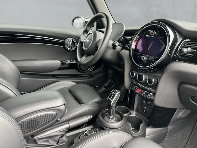 Mini Cooper Classic Trim F56 1.5i (CH)