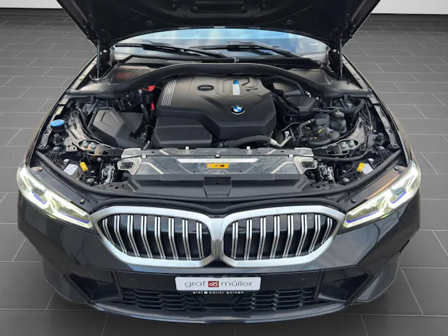BMW 320e xDrive Touring